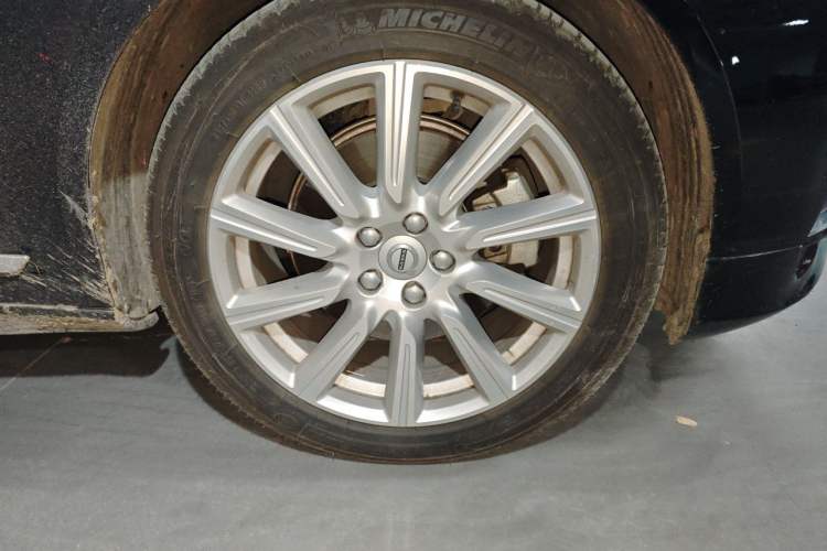 Used Volvo S90 2020 T5 Zhiyi Luxury Edition Right Front Wheel Hub