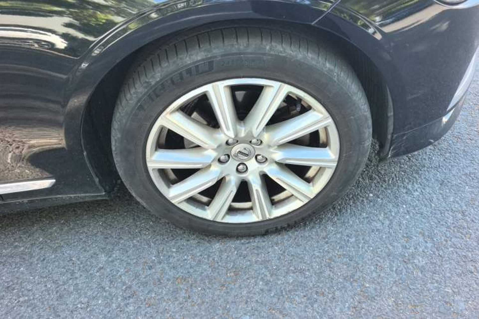 Used Volvo S90 2020 T5 Zhiyi Luxury Edition Right Front Wheel Hub