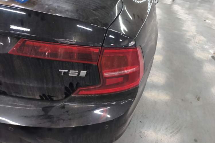 Used Volvo S90 2020 T5 Zhiyi Luxury Edition Right Rear Taillight
