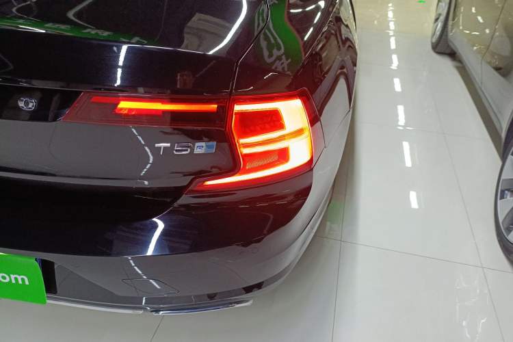 Used Volvo S90 2020 T5 Zhiyi Sport Edition Right Rear Taillight