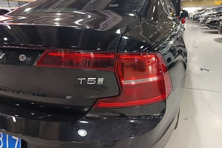 Used Volvo S90 2020 T5 Zhiyi Luxury Edition Right Rear Taillight