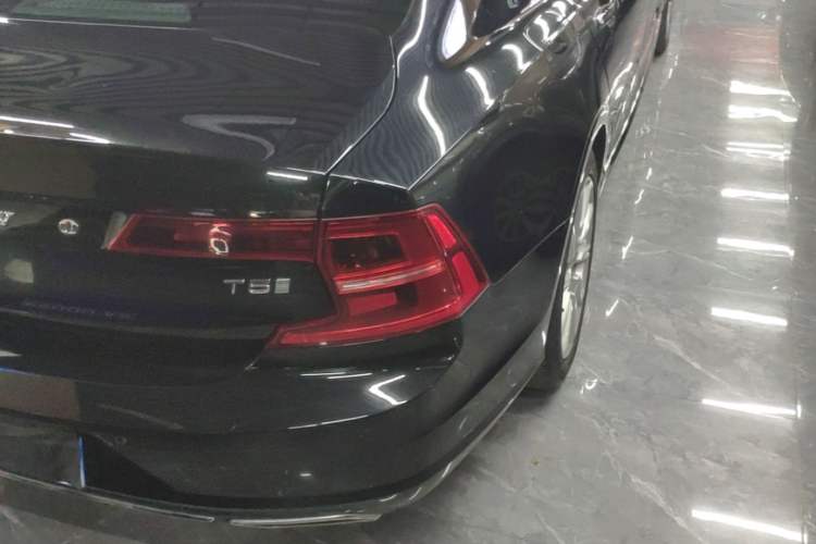 Used Volvo S90 2020 T5 Zhiyi Luxury Edition Right Rear Taillight
