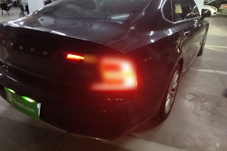 Used Volvo S90 2020 T5 Zhiyi Luxury Edition Right Rear Taillight