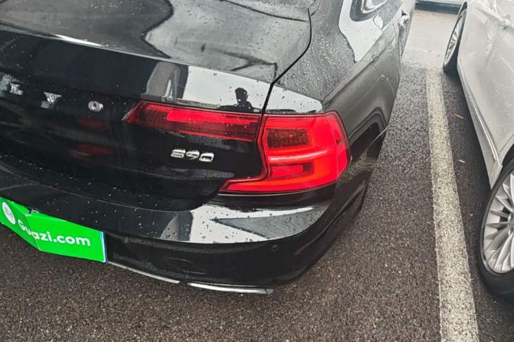 Used Volvo S90 2020 T5 Zhiyi Luxury Edition Right Rear Taillight