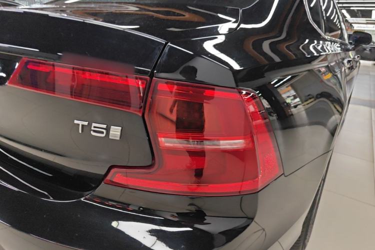 Used Volvo S90 2020 T5 Zhiyi Luxury Edition Right Rear Taillight
