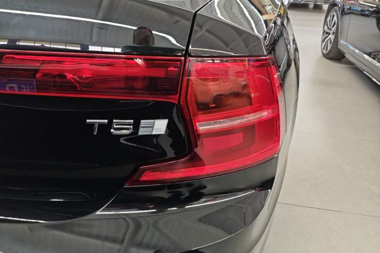 Used Volvo S90 2020 T5 Zhiya Luxury Edition Right Rear Taillight