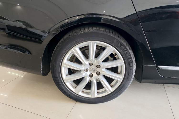 Used Volvo S90 2020 Facelift T5 Smart & Luxurious Edition Right Rear Wheel Hub