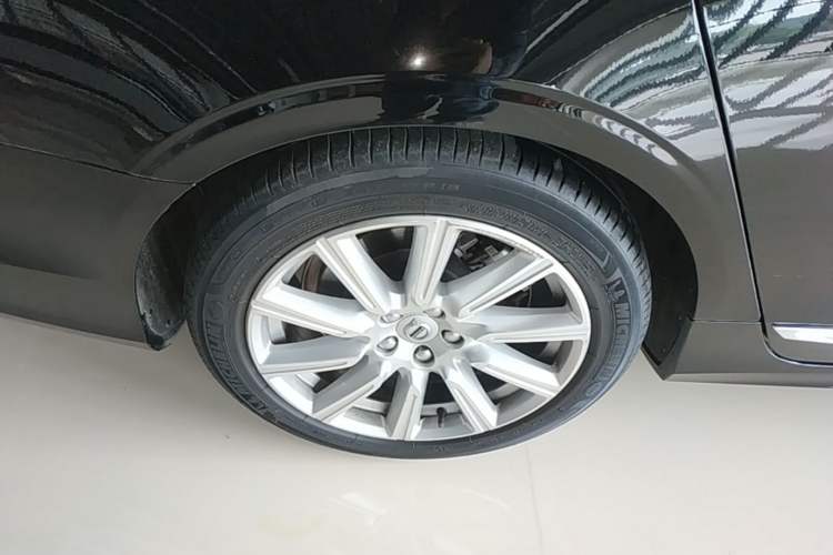 Used Volvo S90 2020 T5 Zhiyi Luxury Edition Right Rear Wheel Hub