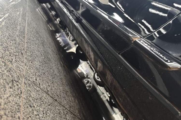 Used Volvo S90 2020 T5 Zhiyi Luxury Edition Right Side Sill