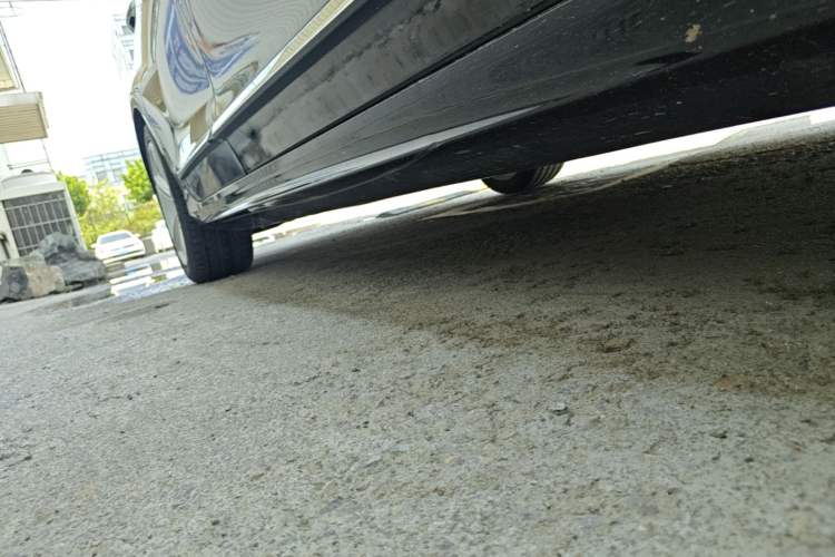 Used Volvo S90 2020 T5 Zhiyi Luxury Edition Right Side Sill