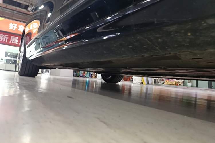 Used Volvo S90 2020 T5 Zhiyi Luxury Edition Right Side Sill