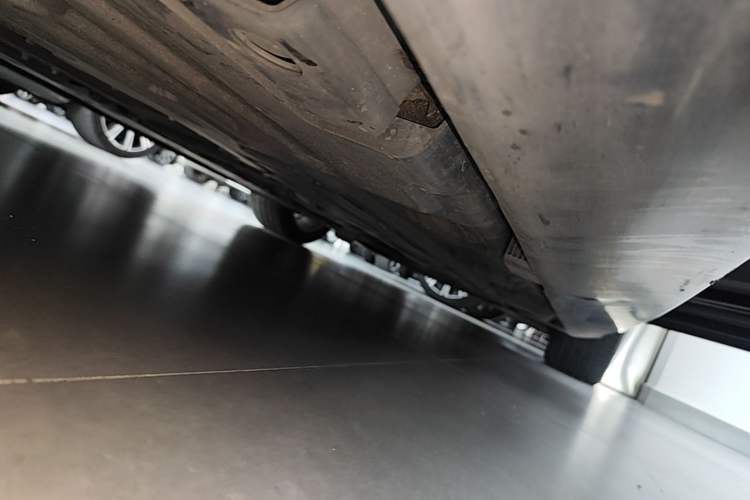 Used Volvo S90 2020 Facelifted T5 Zhiyi Luxury Edition Right Side Sill