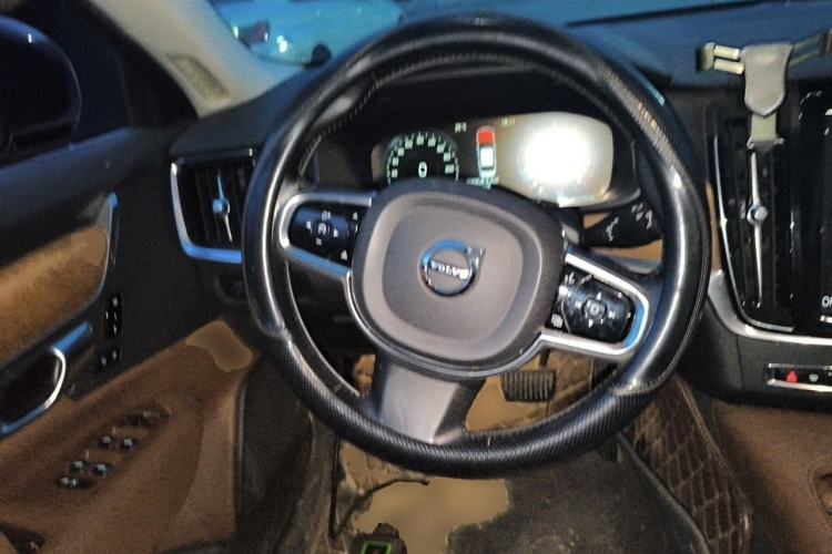 Used Volvo S90 2020 T5 Zhiyi Luxury Edition Steering Wheel