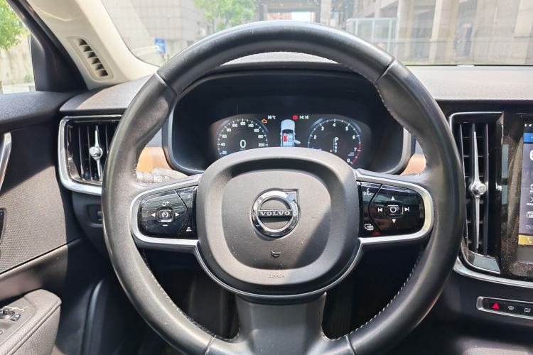 Used Volvo S90 2020 T5 Zhiyi Luxury Edition Steering Wheel