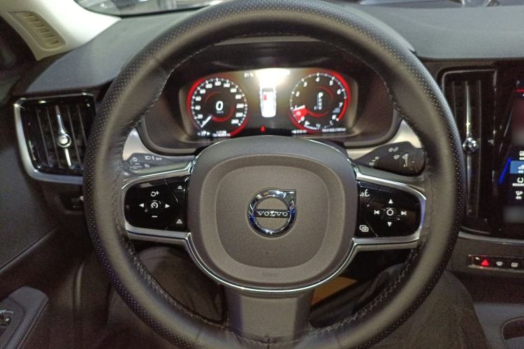 Used Volvo S90 2020 T5 Zhiyi Sport Edition Steering Wheel