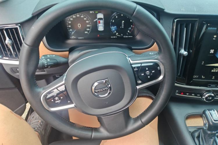 Used Volvo S90 2020 T5 Zhiyi Luxury Edition Steering Wheel