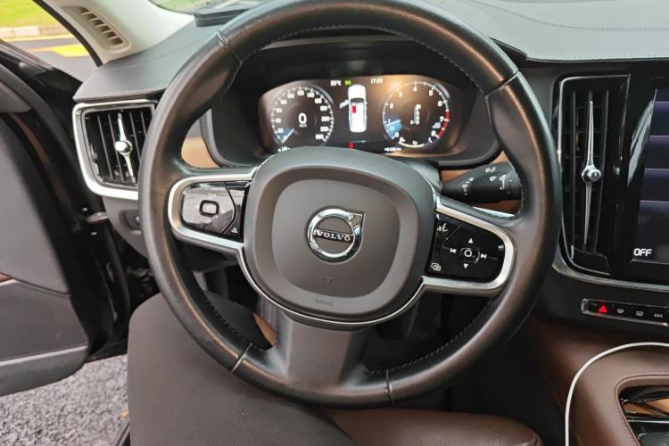 Used Volvo S90 2020 T5 Zhiyuan Luxury Edition Steering Wheel