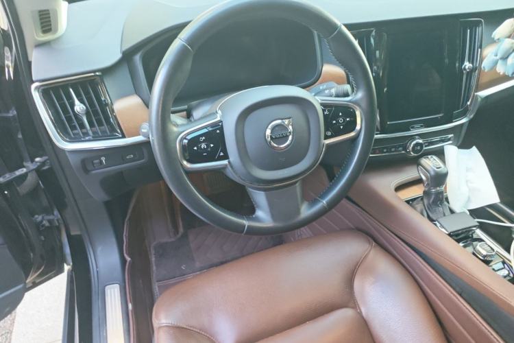 Used Volvo S90 2020 Facelifted T5 Zhiyi Luxury Edition Steering Wheel