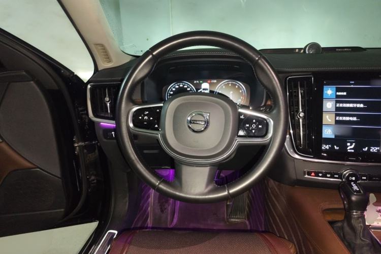 Used Volvo S90 2020 T5 Zhiyuan Luxury Edition Steering Wheel