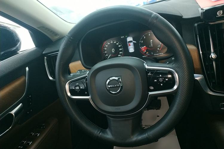 Used Volvo S90 2020 Facelifted T5 Zhiyi Luxury Edition Steering Wheel