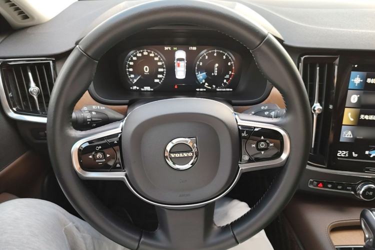 Used Volvo S90 2020 T5 Zhiyi Luxury Edition Steering Wheel