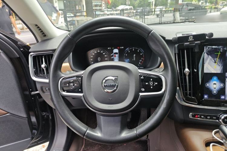 Used Volvo S90 2020 T5 Zhiyi Luxury Edition Steering Wheel
