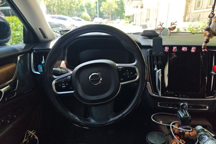 Used Volvo S90 2020 T5 Zhiya Luxury Edition Steering Wheel