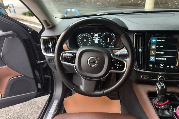 Used Volvo S90 2020 T5 Zhiyi Luxury Edition Steering Wheel