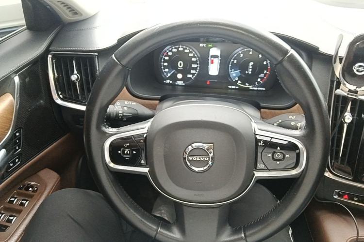 Used Volvo S90 2020 T5 Zhiyuan Luxury Edition Steering Wheel