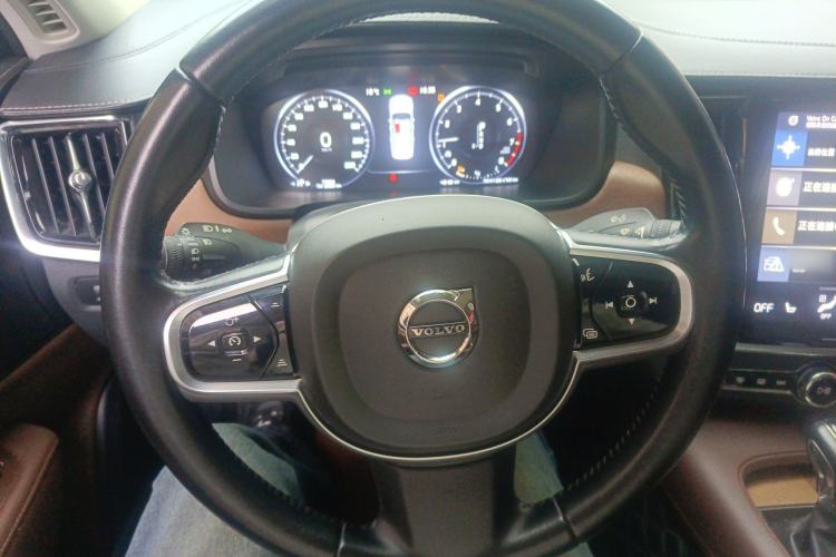Used Volvo S90 2020 T5 Zhiyuan Luxury Edition Steering Wheel