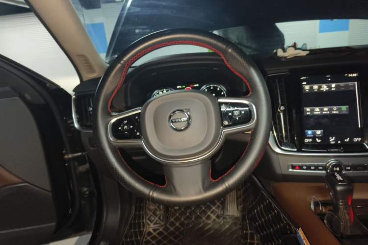 Used Volvo S90 2020 T5 Zhiyi Luxury Edition Steering Wheel