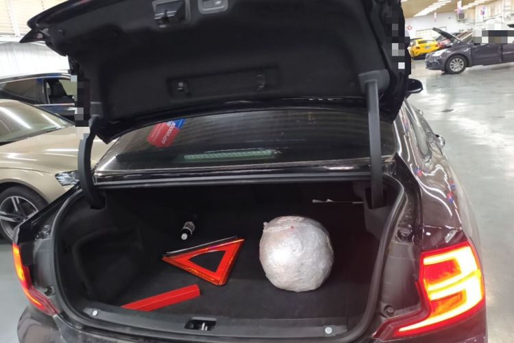 Used Volvo S90 2020 T5 Zhiyi Luxury Edition Trunk