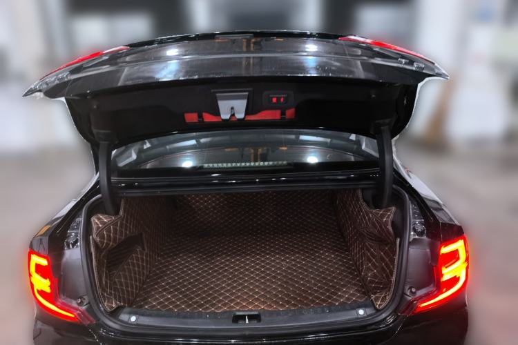 Used Volvo S90 2020 T5 Zhiyuan Luxury Edition Trunk