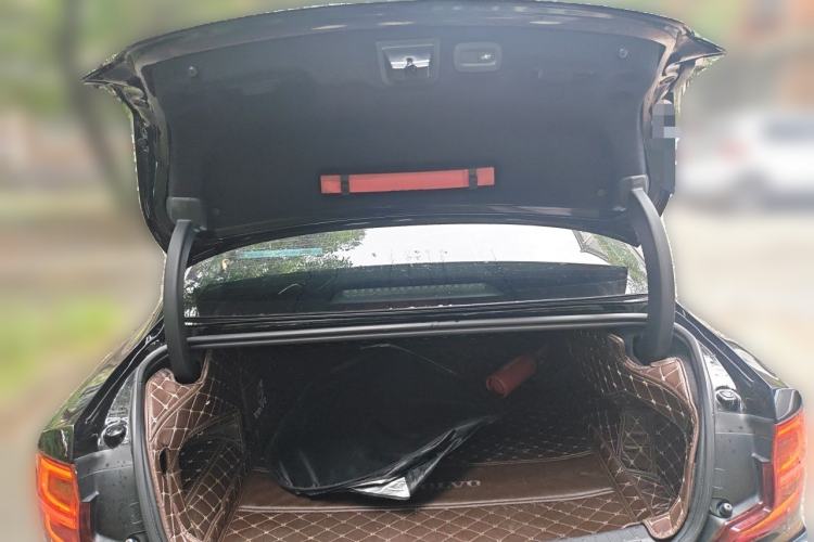Used Volvo S90 2020 T5 Zhiyi Luxury Edition Trunk