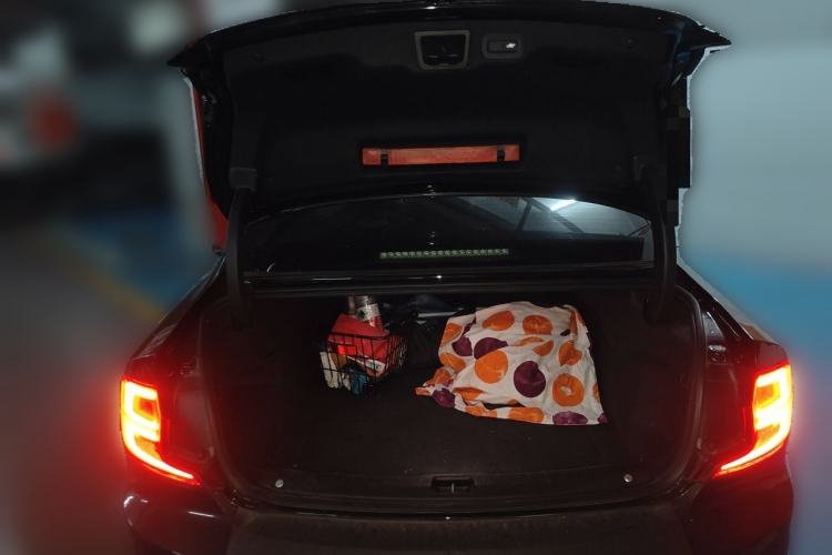 Used Volvo S90 2020 T5 Zhiyi Luxury Edition Trunk