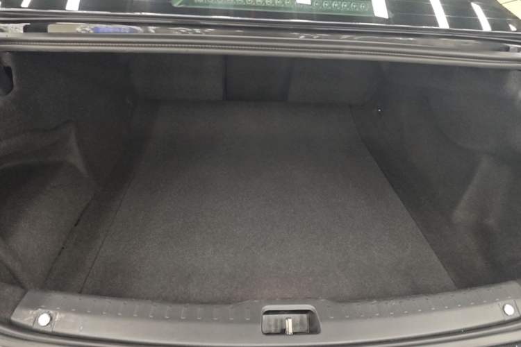 Used Volvo S90 2020 T5 Zhiyi Luxury Edition Trunk