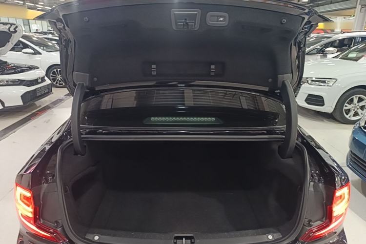 Used Volvo S90 2020 T5 Zhiyi Luxury Edition Trunk