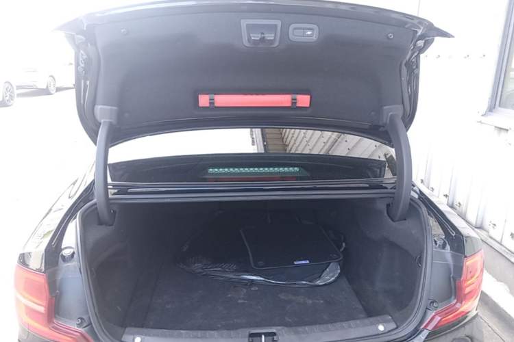 Used Volvo S90 2020 Facelifted T5 Zhiyi Luxury Edition Trunk