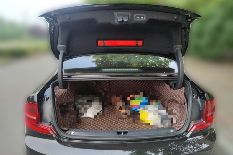 Used Volvo S90 2020 T5 Zhiyi Luxury Edition Trunk