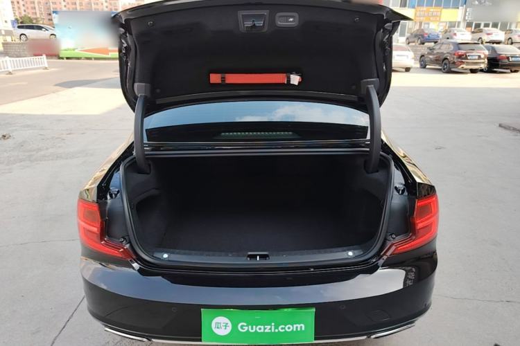 Used Volvo S90 2020 T5 Zhiyi Luxury Edition Trunk