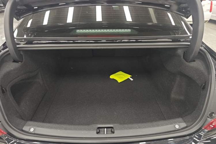 Used Volvo S90 2020 Facelifted T5 Zhiyi Luxury Edition Trunk