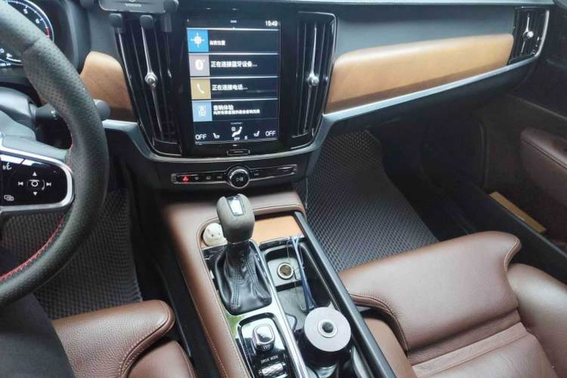 Used Volvo S90 2020 T5 Zhiyuan Luxury Edition Audio And AC Panel