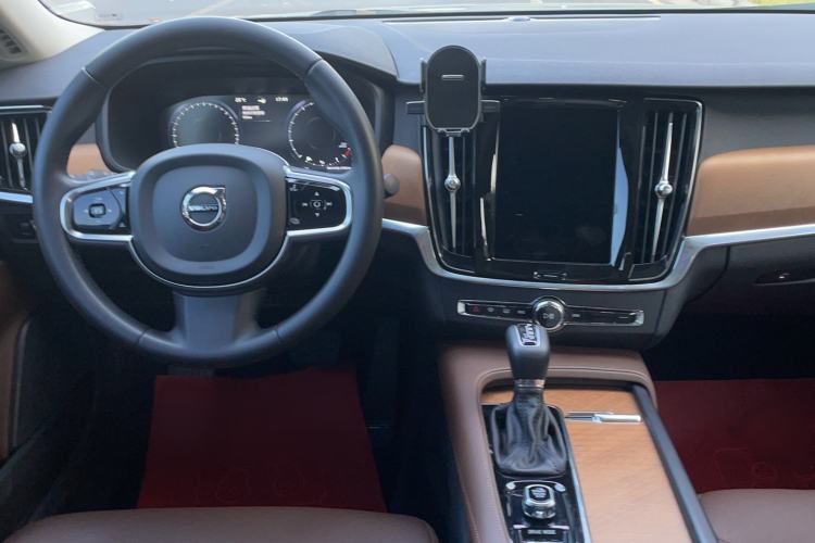 Used Volvo S90 2020 T5 Zhiyi Luxury Edition Audio And AC Panel
