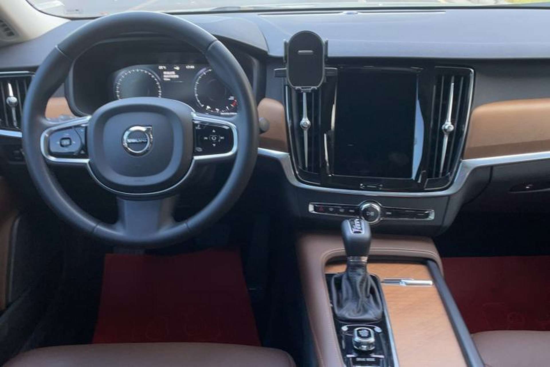 Used Volvo S90 2020 T5 Zhiyi Luxury Edition Audio And AC Panel