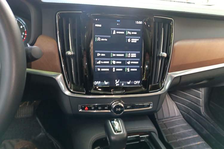 Used Volvo S90 2020 T5 Zhiyuan Luxury Edition Audio And AC Panel