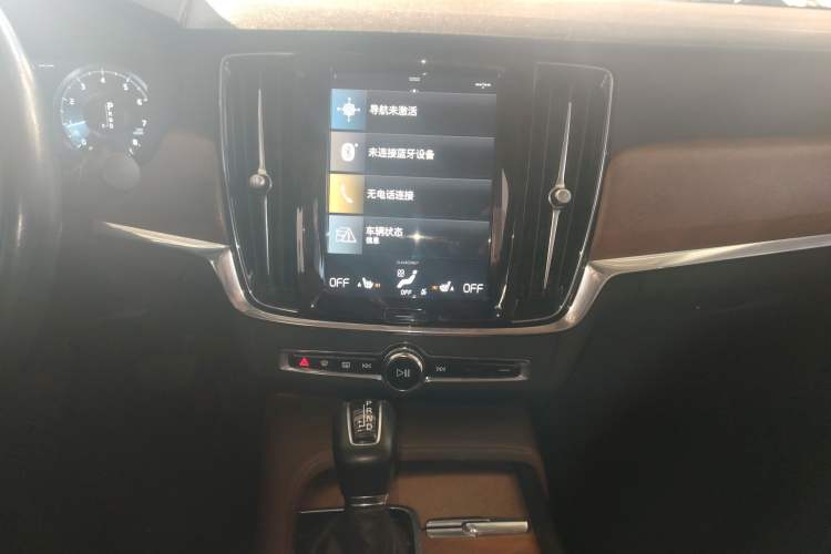 Used Volvo S90 2020 Facelifted T5 Zhiyi Luxury Edition Audio And AC Panel