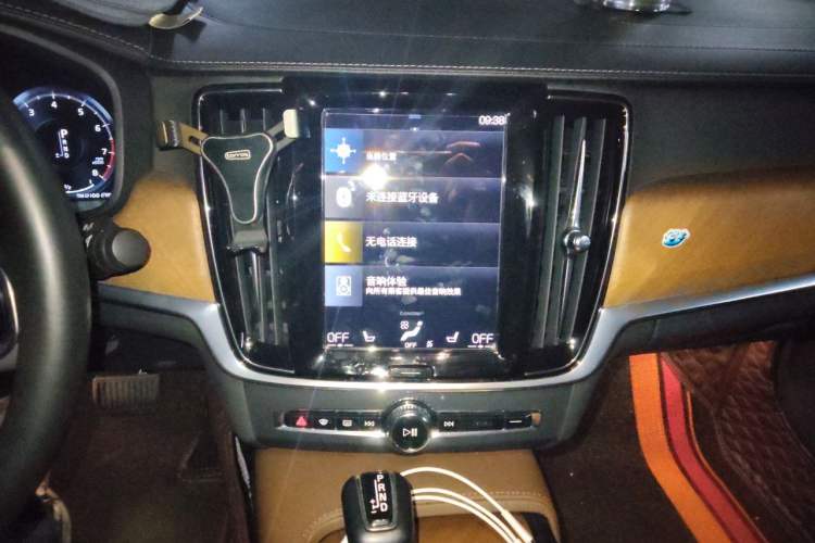 Used Volvo S90 2020 T5 Zhiyuan Luxury Edition Audio And AC Panel