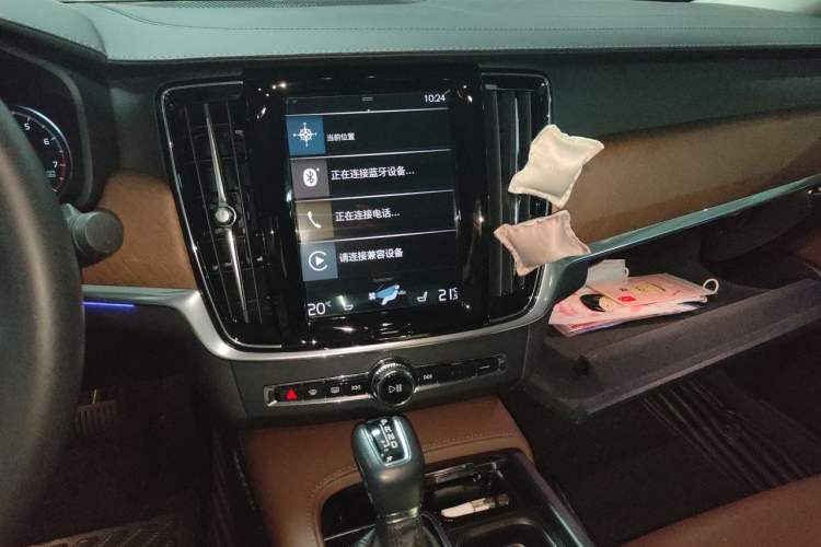 Used Volvo S90 2020 T5 Zhiyuan Luxury Edition Audio And AC Panel