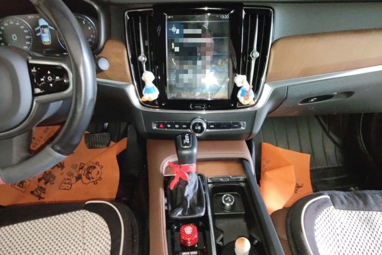 Used Volvo S90 2020 T5 Zhiyi Luxury Edition Audio And AC Panel