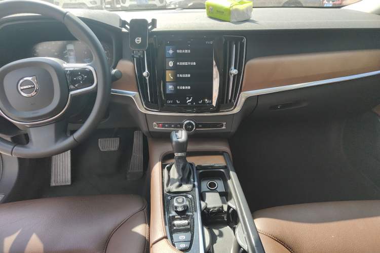 Used Volvo S90 2020 Facelifted T5 Zhiyi Luxury Edition Audio And AC Panel